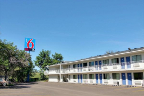 Motel 6-Bismarck, ND